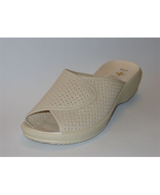 61-9136 beżowe kapcie-klapki damskie Adanex