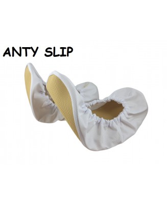 10-102/1APG BIAŁE ANTYPOŚLIZGOWE solidne ochraniacze na buty, wielorazowe ortalionowe obuwie ochronne, obuwie muzealne, ochronni